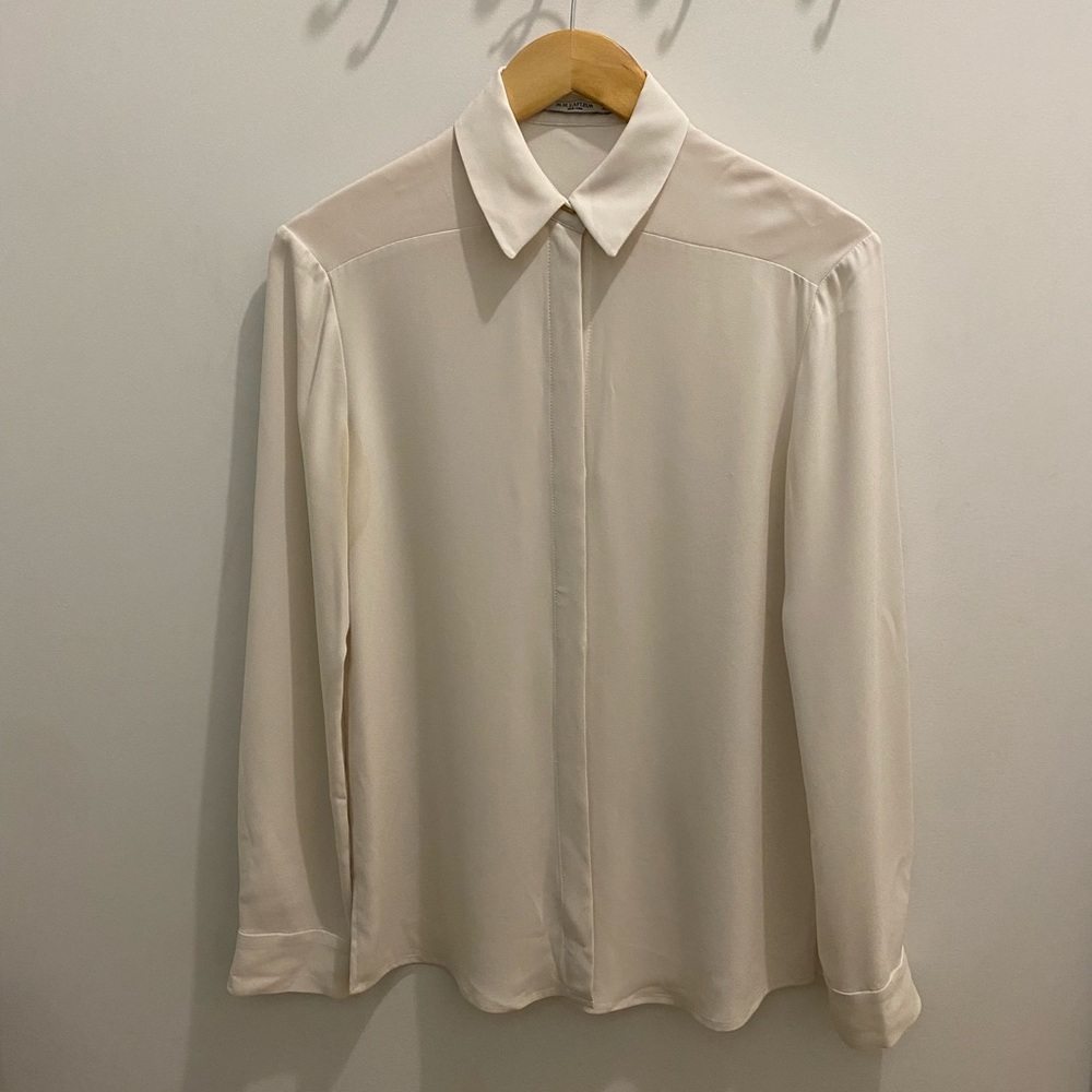 MM LaFleur Silk Ivory Buttonup Size 2